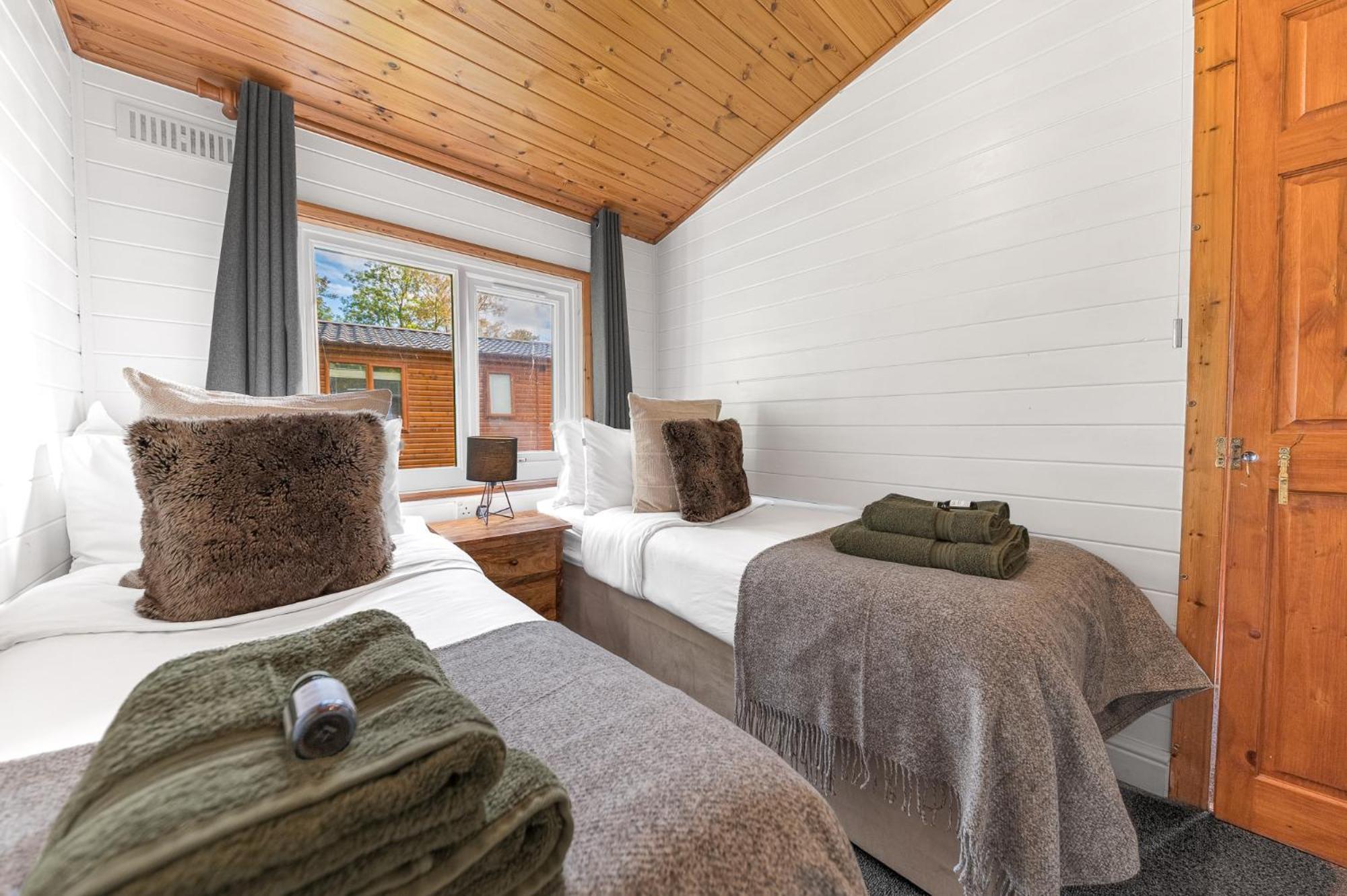 Bowness 45 - 2 Bedroom Lake Windermere Lodge Eksteriør bilde